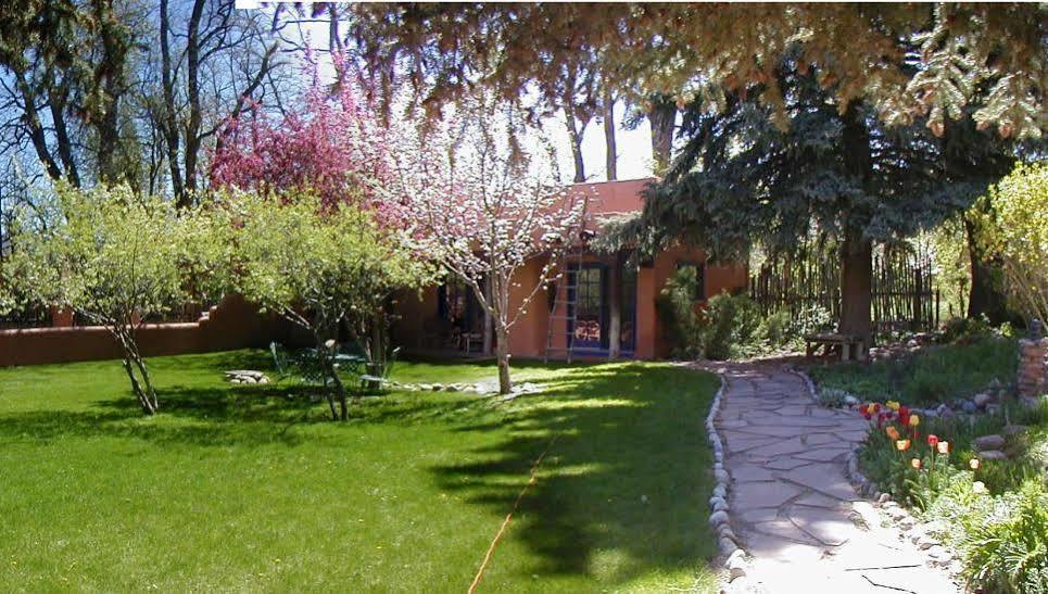 Adobe And Pines Inn Bed And Breakfast Ranchos de Taos Exterior photo