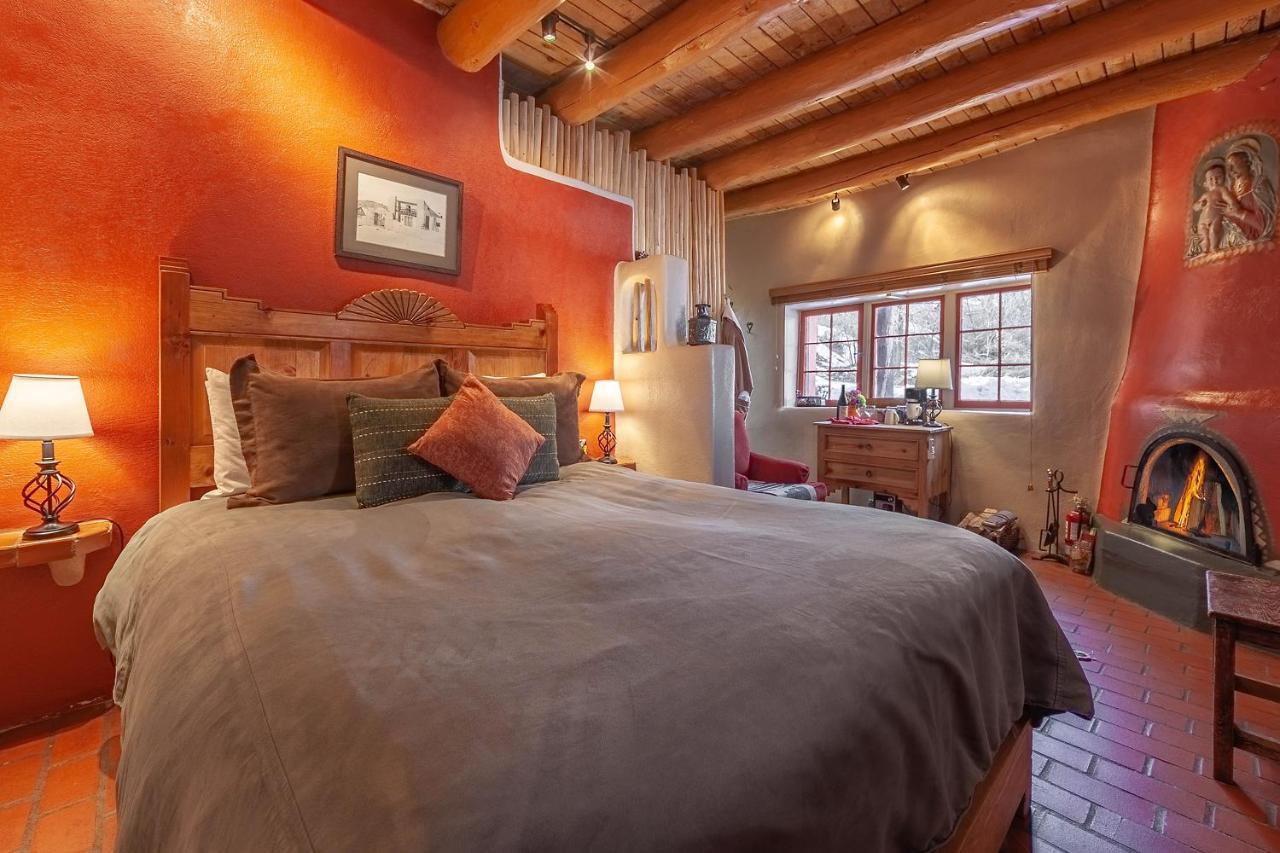 Adobe And Pines Inn Bed And Breakfast Ranchos de Taos Exterior photo